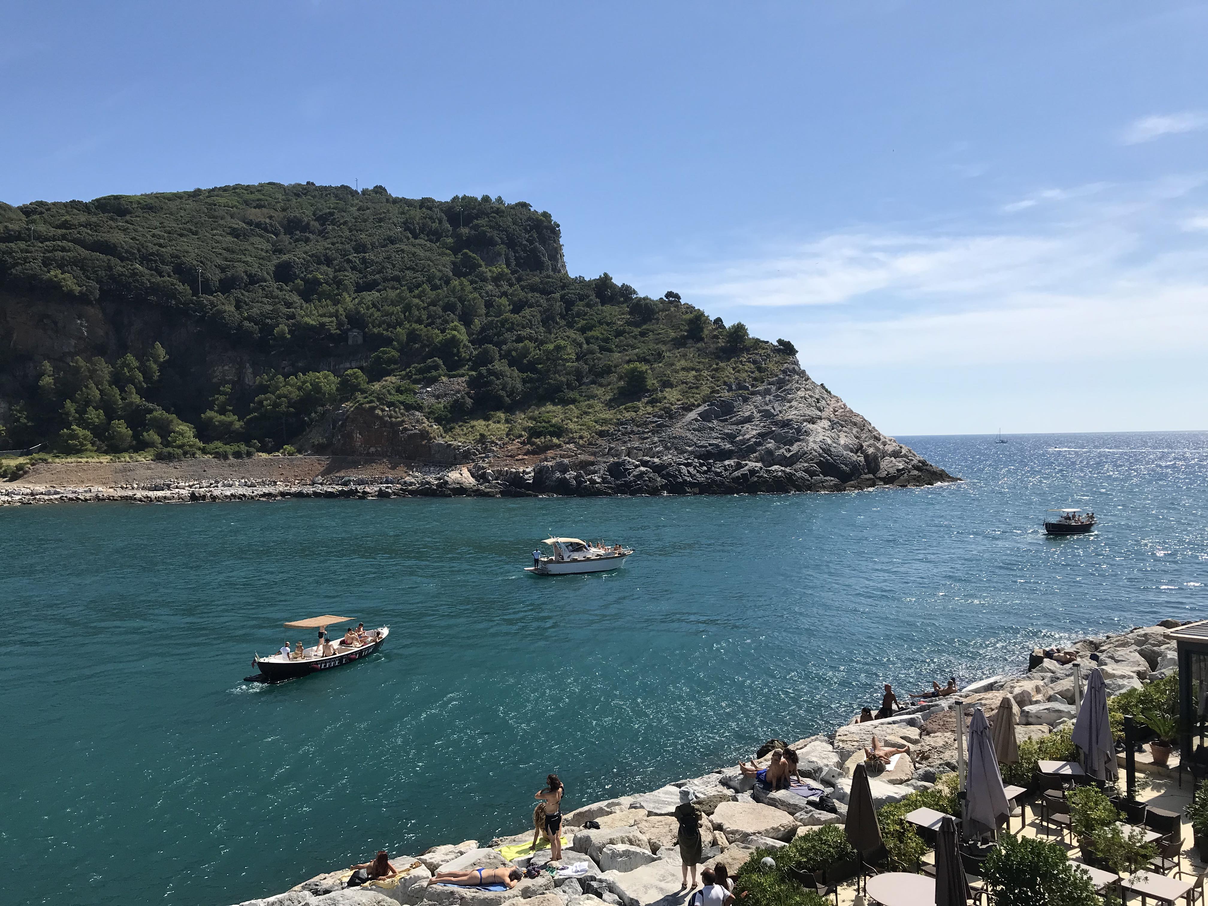 372369961_271091545866761_7283911806715467780_n